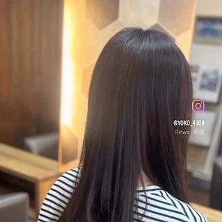 2月のお客様✂️

来月、小学校卒業されます。
えっ！今小学生😳
大人っぽく可愛い😍

久しぶりのカット
15ｾﾝﾁ程カットして、今日は毛先巻き髪してみました🌸

#ロングボブヘア 
#毛先巻き髪スタイル 
#最近の小学生は大人っぽい 
#前髪大事