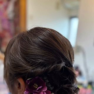 6月の撮影のお手伝い📸

訪問着のヘアセットを、担当させて頂きました。

〜☆〜〜〜☆〜〜〜☆〜
ヘアセット／お着付け(浴衣、留袖、訪問着、袴田、振袖)承ります。
ご予約は、お電話.DMにてお願い致します。

ラブアフェアーフォーヘアー

徳島市川内町平石若宮65-4

☎️088-677-5330

#ペアセット 
#着付け
#留袖
#訪問着
#浴衣
#振袖
#袴
#前撮り
#成人式着付け
#卒業式着付け