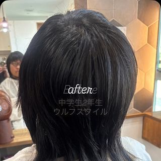 9月のお客様✂️

小学生の時はボーイッシュスタイルでした🫡
中学生になってからは、少し髪を伸ばしてみたけど…イメージはカッコいい系が好みかなぁ〜🤗