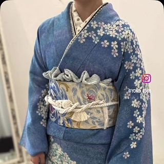 9月の撮影のお手伝い📷

ブルー系の着物を全体的に同色でまとめ、可愛らしさの中に大人っぽい上品な雰囲気を…✨✨✨
帯結びは、羽ばたく蝶のイメージ🦋🦋
大変可愛く素敵に仕上がりました😍

お写真が楽しみです♪

#振袖着付け
#帯あげアレンジ 
#変わり帯結び
